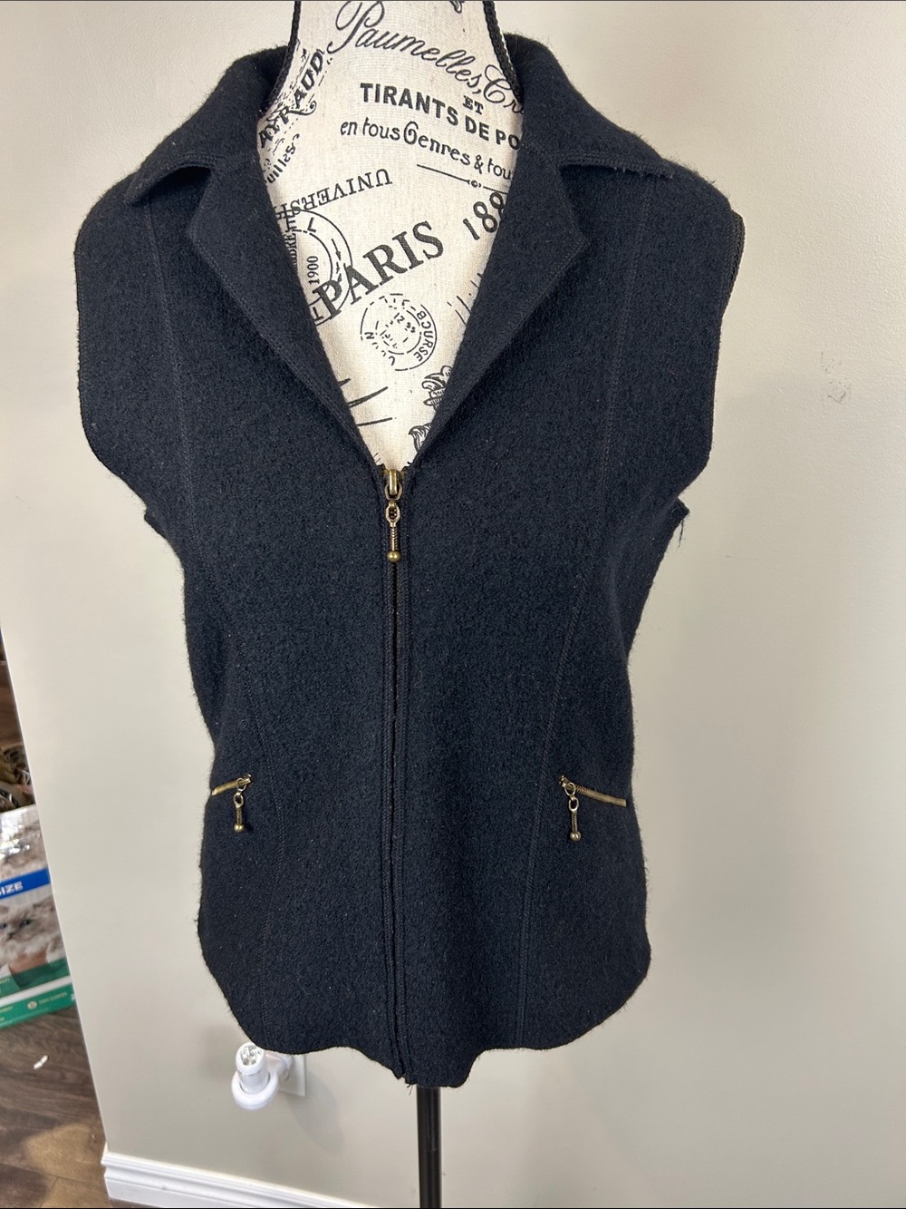 Vintage Black 100% Wool Zip Front Vest Jessica Petites Size 8P